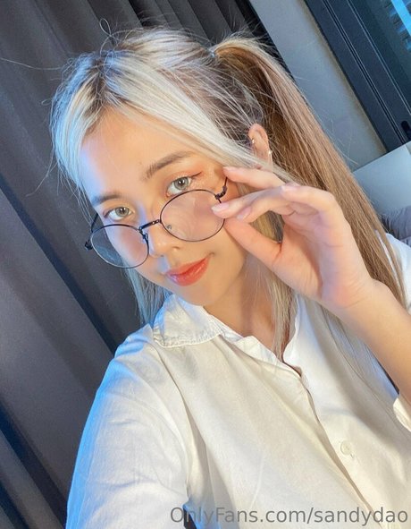 Sandydao naked model gallery