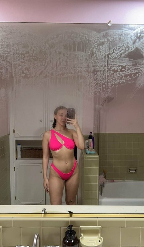 savs side nude actress pictures