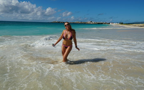 redhead skinny onlyfans pornographic picture