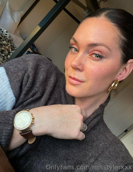 misstylerxxx model top pictures