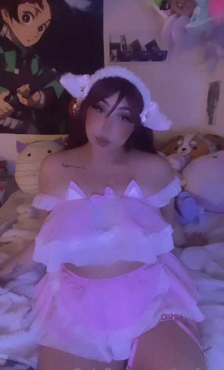 luxfree model pornographic archive