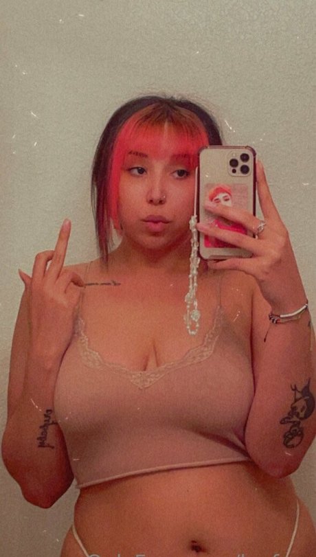 luxfree art model image