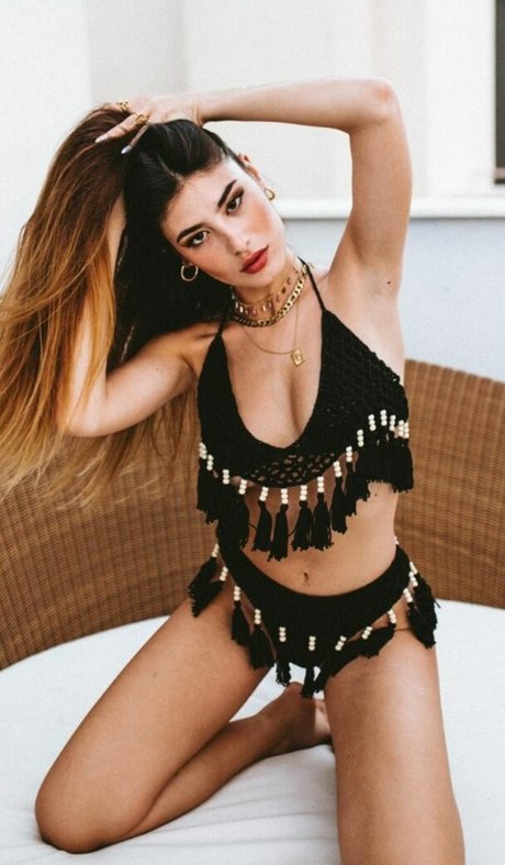 Sara Fructuoso pornstar naked photos