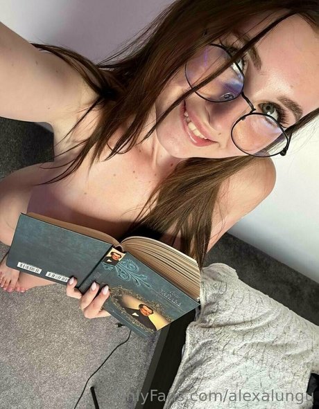 alexalungu model gallery