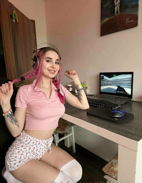 alexalungu star pornographic archive