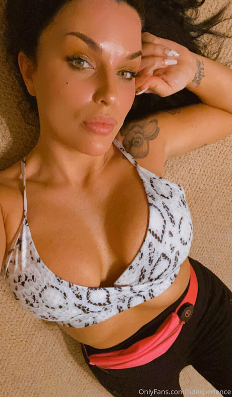 hdexperience model sexy pictures
