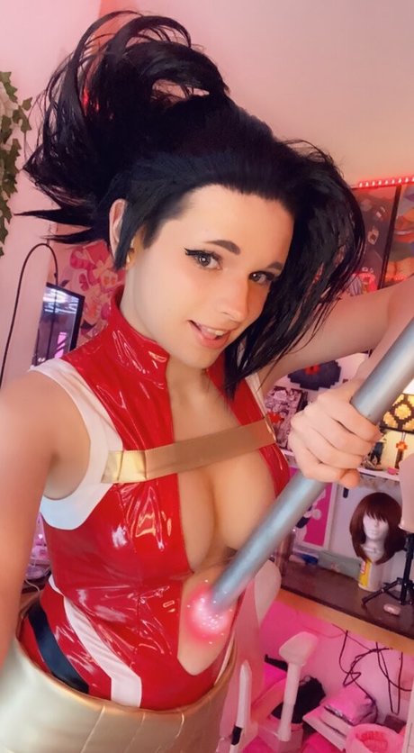 its peachybunnn nude model photos