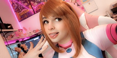 its peachybunnn model exclusive img