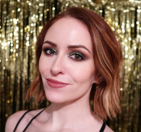 Mollie Damon naked pornstar pic