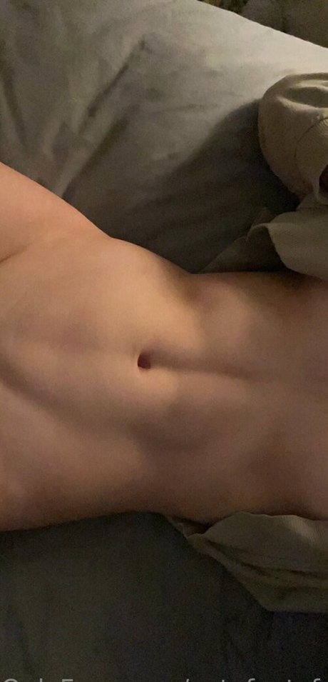 cutefeetyfeet perfect model images