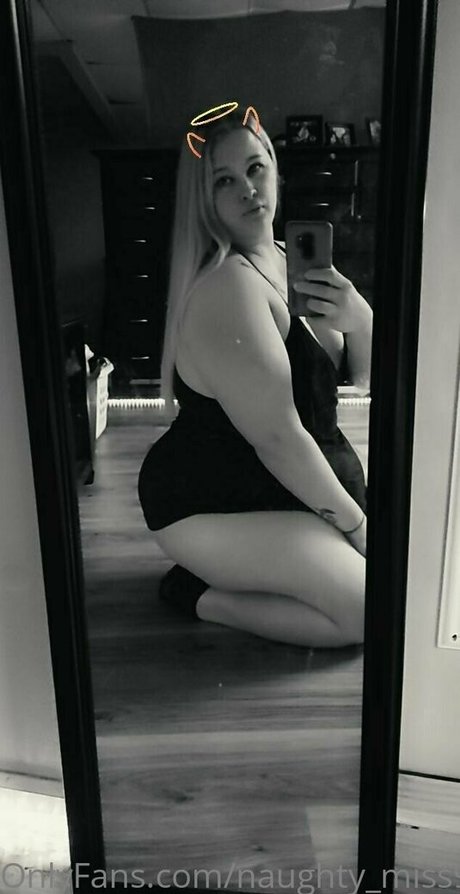 naughty miss96 nude pornstar photo