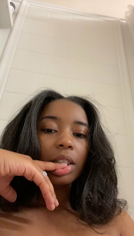 tyra spanks best actress photos