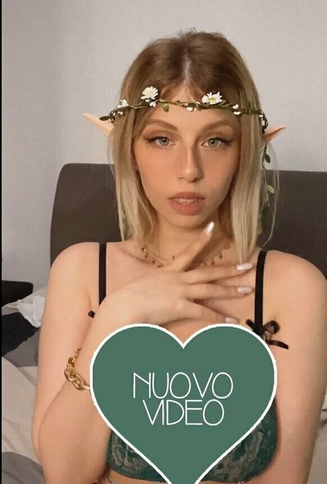 juniperof hot pornstar pic