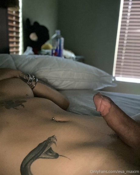 Eva Maxim pretty star picture