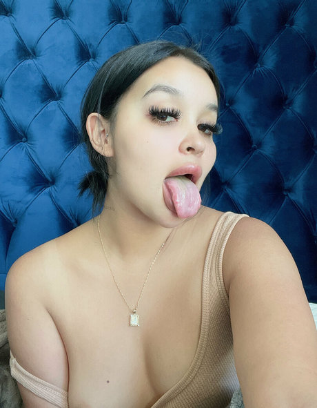 belicenaamor pornstar naked picture