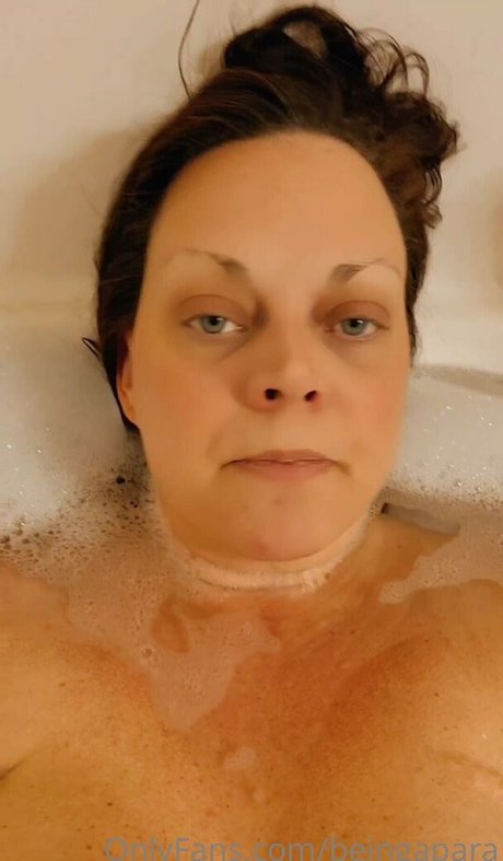 beingapara adult star pic