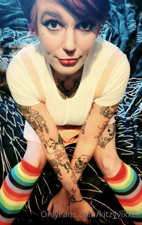 kitzyvixxen sexy actress archive