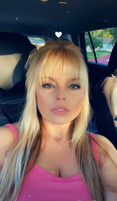 roxirenay sexy actress gallery