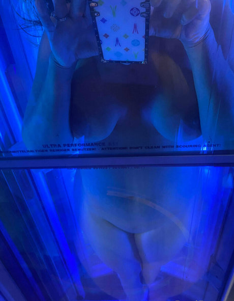 roxirenay naked pornstar img