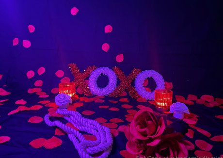 rosiemiddlemist pretty actress pics