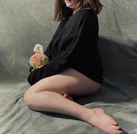 rosiemiddlemist sexy model pics