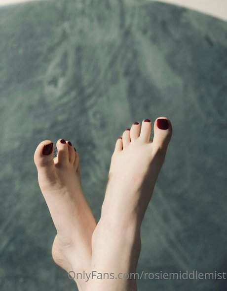 rosiemiddlemist model high quality picture