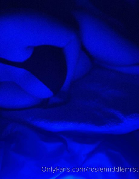 rosiemiddlemist nice actress photos