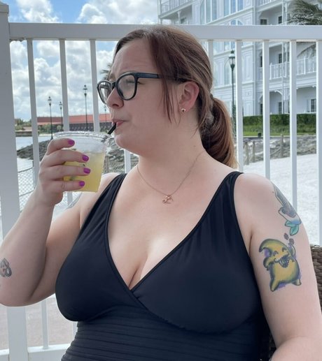 Stufflikehearts pretty model photo