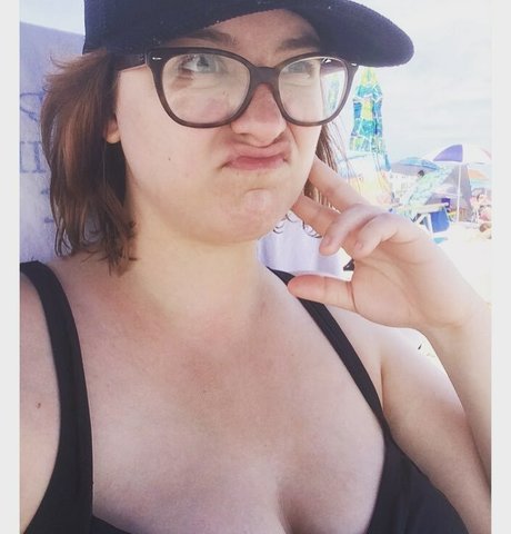 Stufflikehearts star naked pic