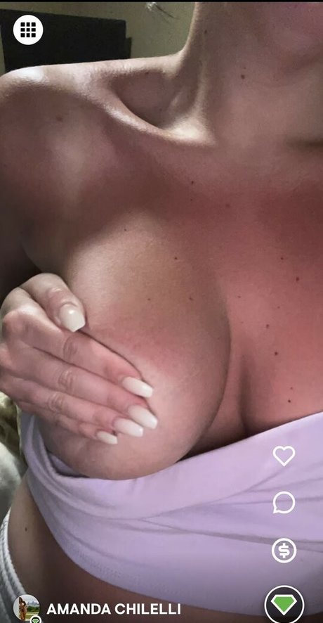 Amanda Chilelli art actress gallery