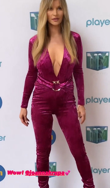 Joanna Krupa exclusive star image