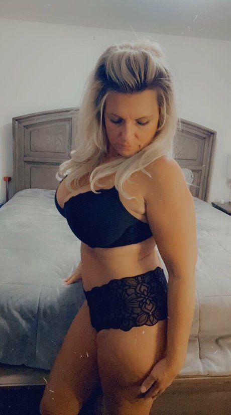 sassylynn 25 hd pornstar img