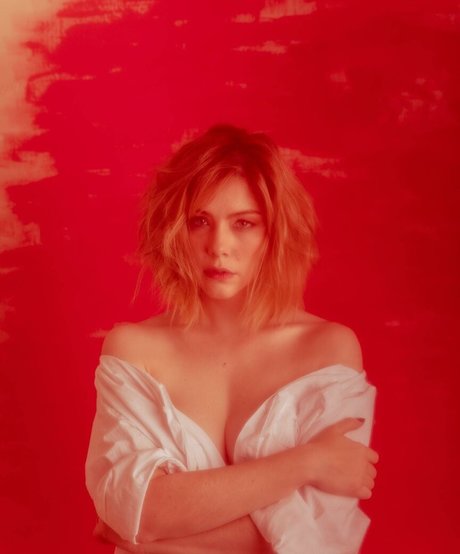 Bia Arantes model erotic img