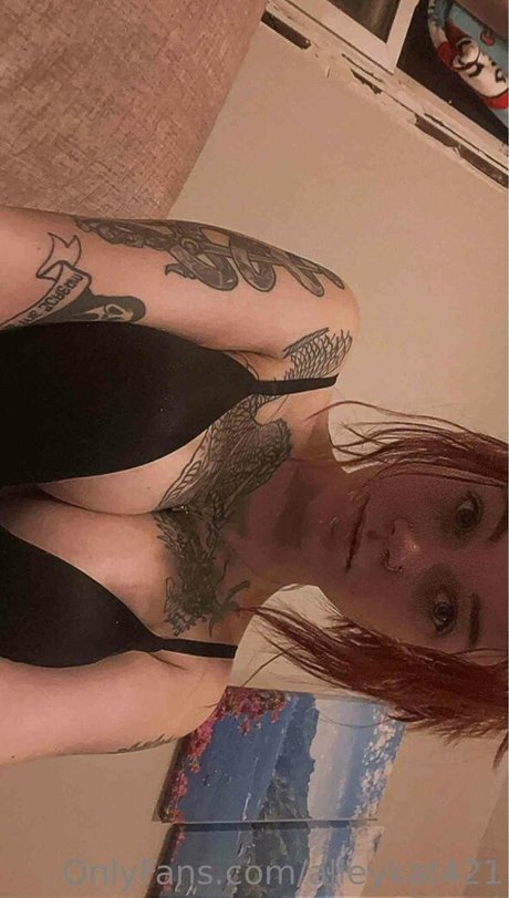 lleykt421 star xxx archive