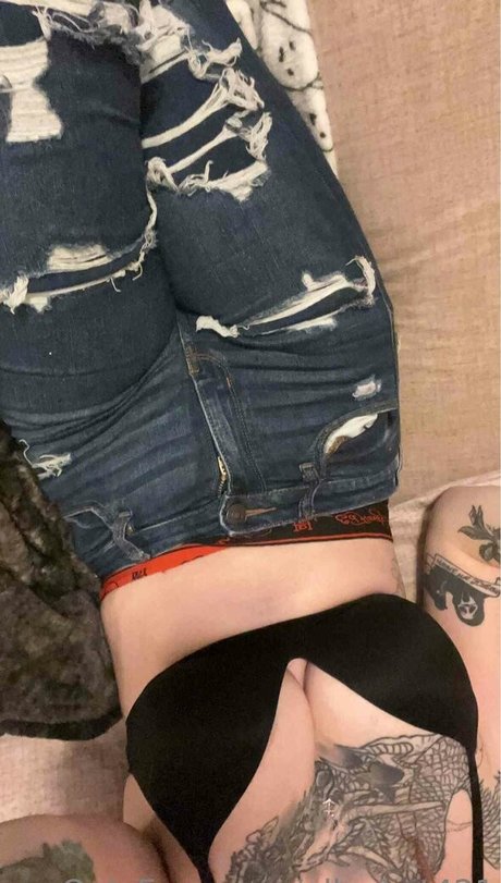 lleykt421 star porn photo