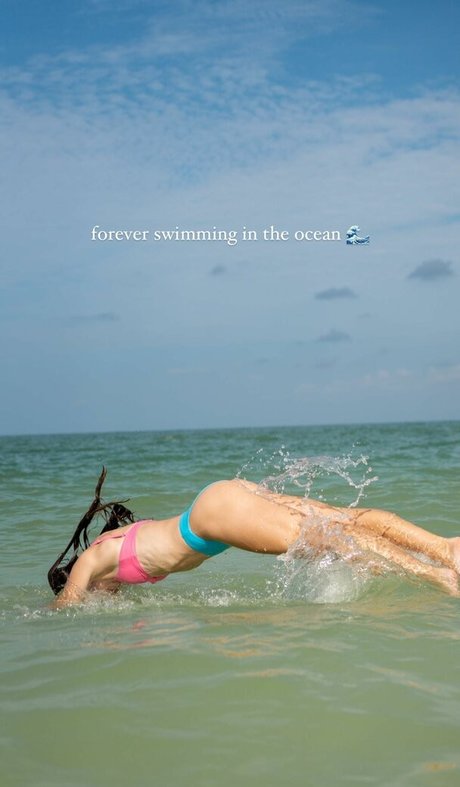 Angie Dusak model pornographic gallery