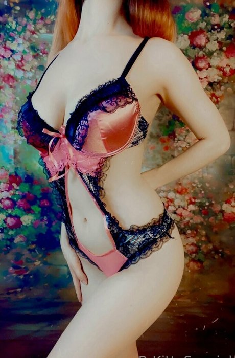 b kittyspecial model nice pics