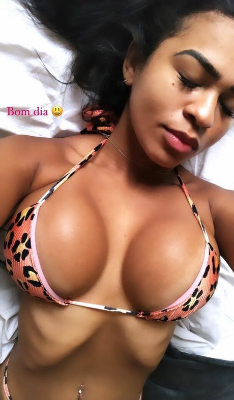 Iza Maria porn star gallery