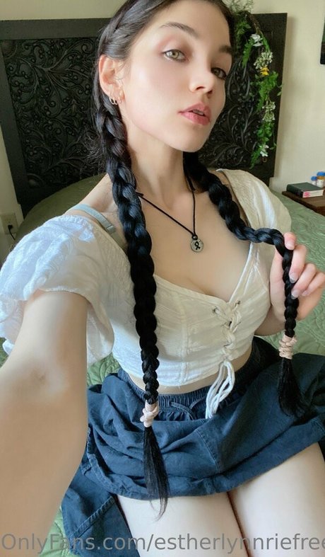 estherlynnriefree erotic pornstar img