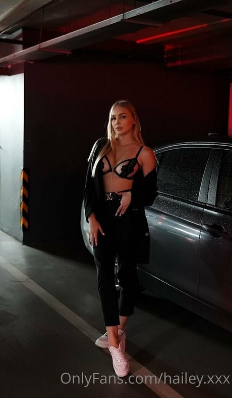 haileycherry star pictures