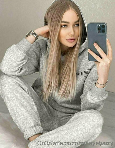 haileycherry pornstar top pics