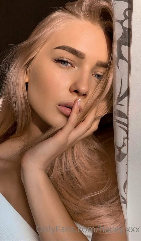 haileycherry star nude image