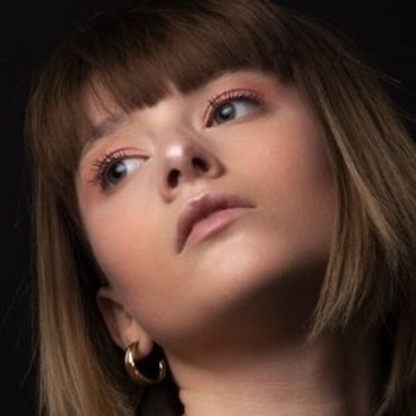 Katline Roddes exclusive star pictures