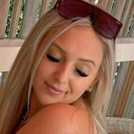 i am ellie model beautiful galleries