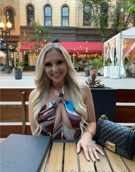 i am ellie porn star pics