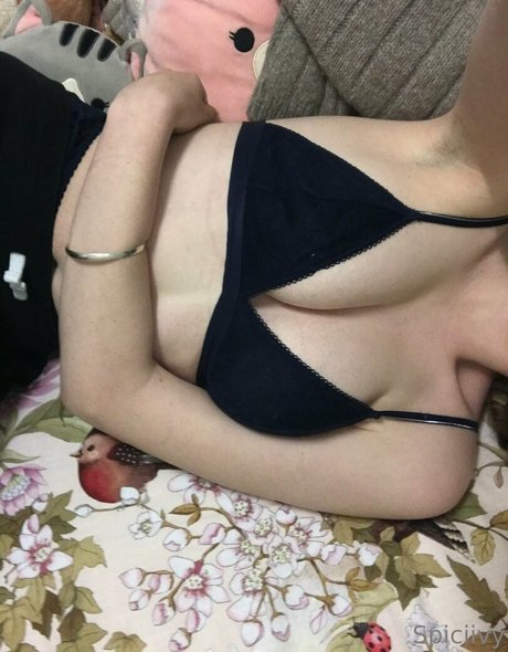 spiciivy sexy pornstar pics