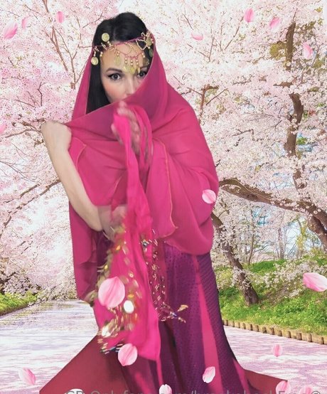 brookebeckfree erotic star image