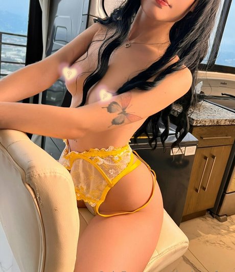 danimurfree model top images