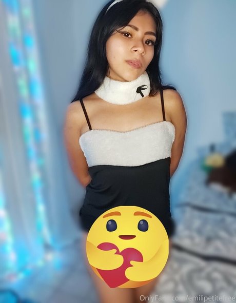 emilipetitefree pornstar sexy img