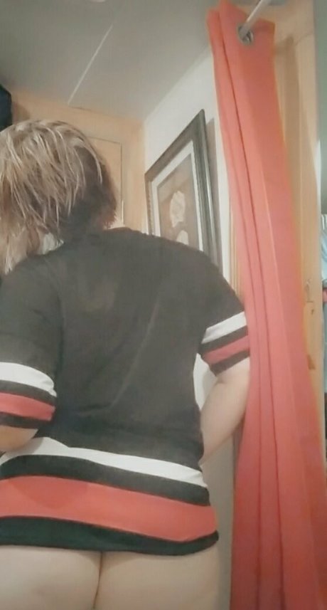 lluvely star sexy images